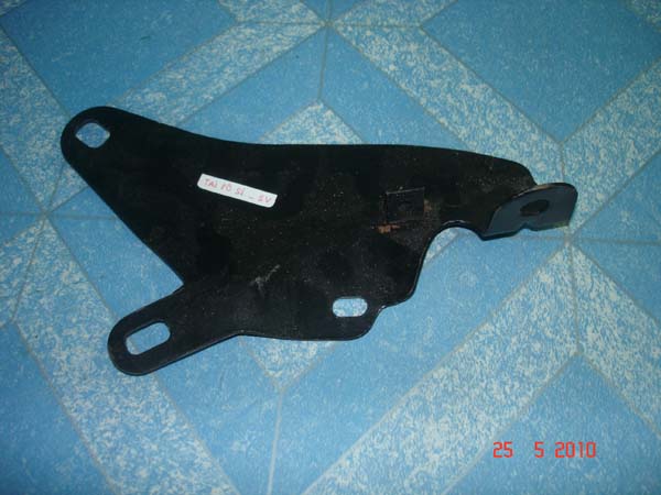 Tai treo ống xả